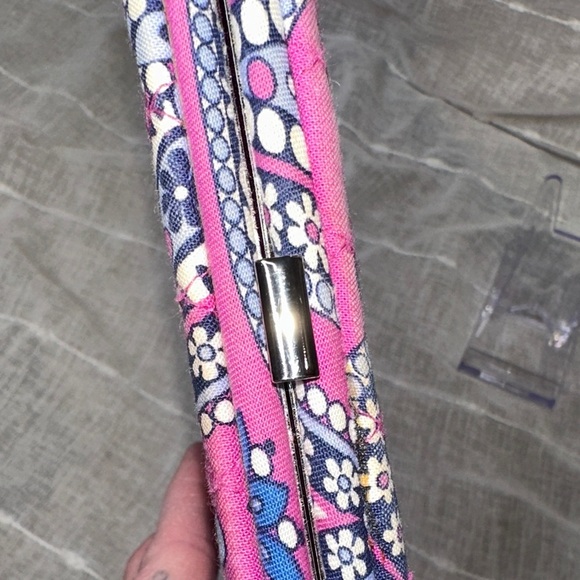 Vera Bradley Boysenberry Paisley Pattern Opera Wallet Style Clutch Designer EUC - Picture 9 of 16